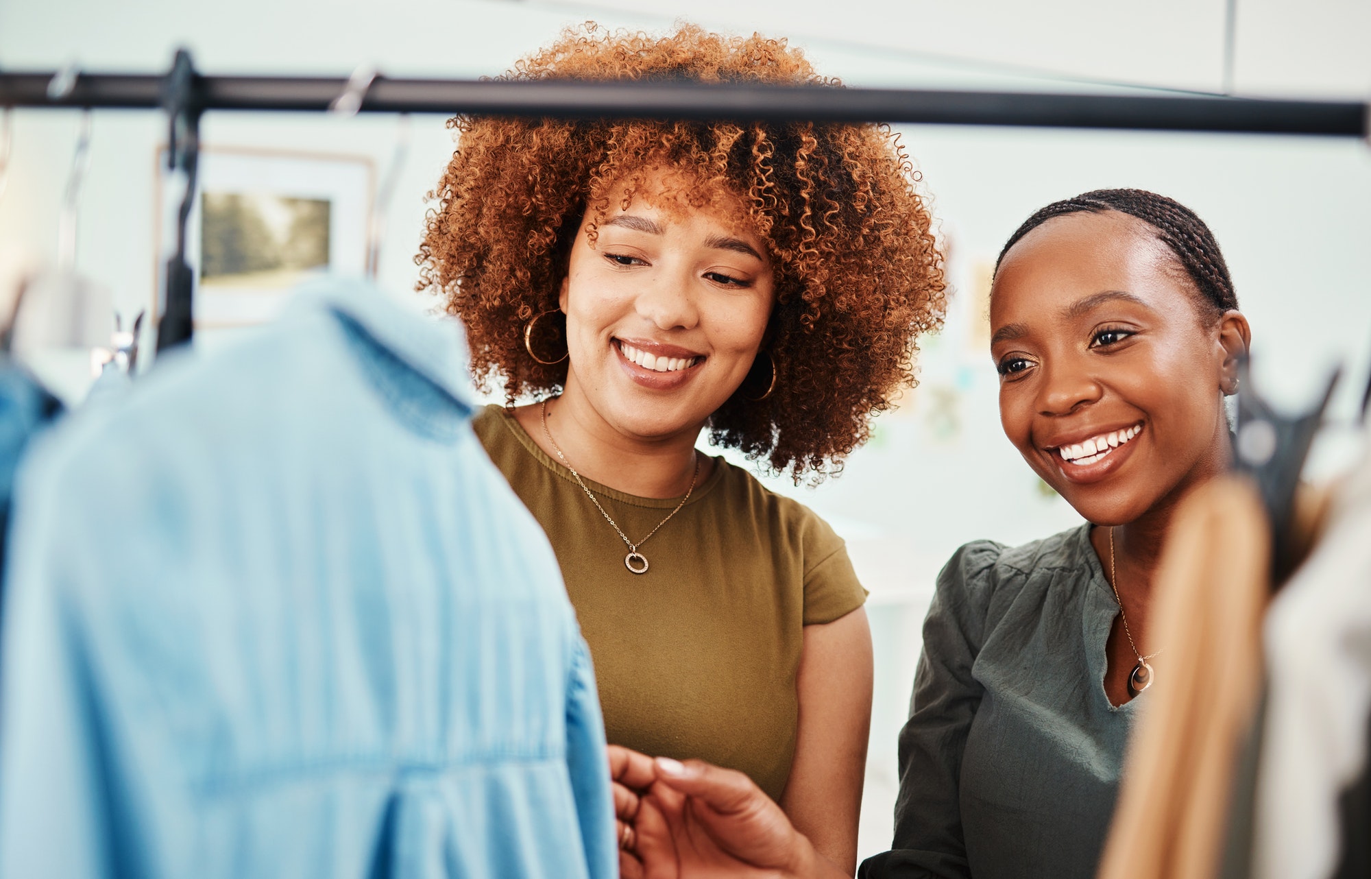 Embracing Digital Twins in the Retail Sector: A Revolution in Business Operations